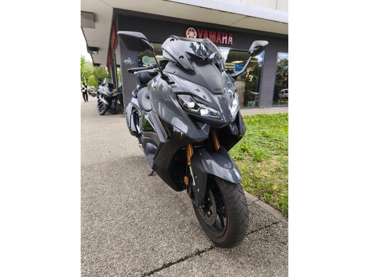 YAMAHA XP T-MAX 560 TECH MAX