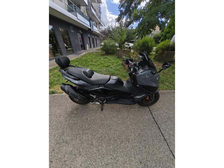 YAMAHA XP T-MAX 560 TECH MAX