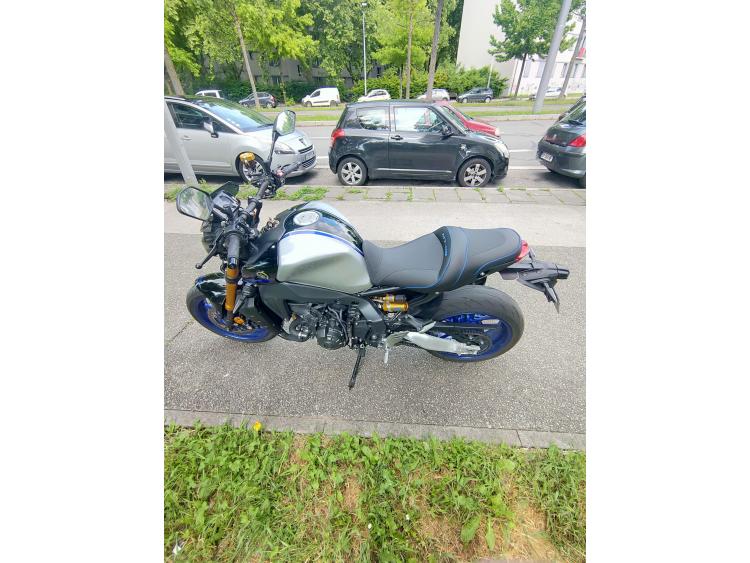 YAMAHA MT-09 SP