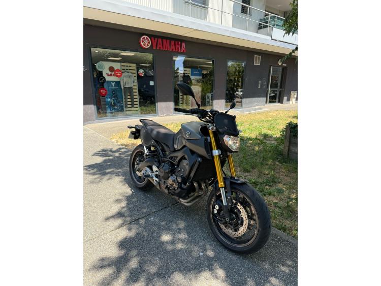 YAMAHA MT 09 Sport Tracker