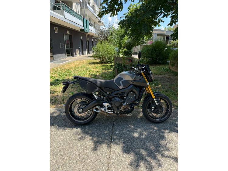 YAMAHA MT 09 Sport Tracker