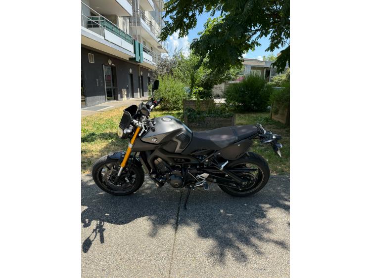 YAMAHA MT 09 Sport Tracker
