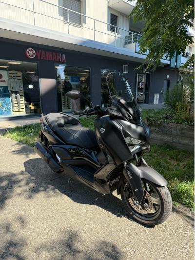 YAMAHA XMAX 300 Tech Max