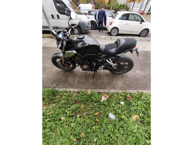 HONDA CB650R Neo Sports Café