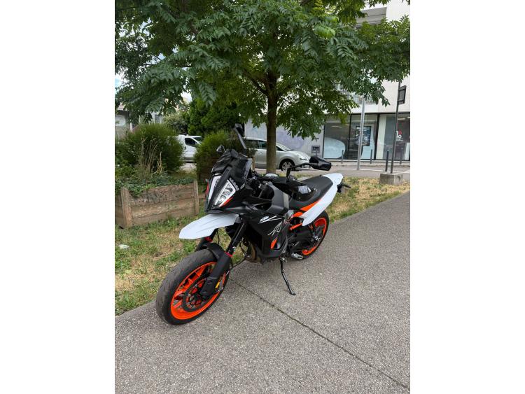 KTM 890 SMT