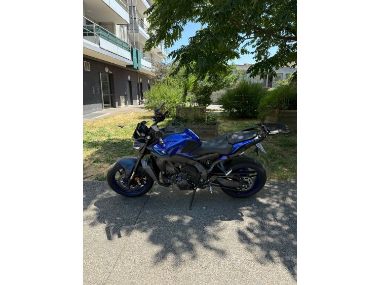 YAMAHA MT-09  Y-AMT