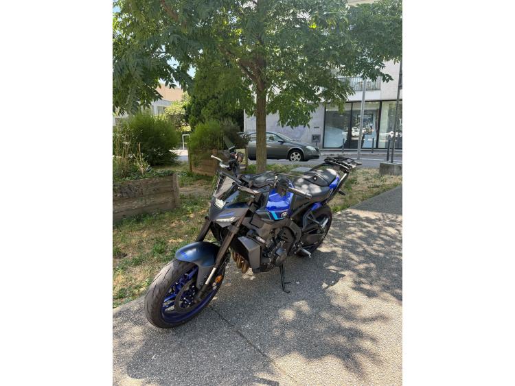 YAMAHA MT-09  Y-AMT