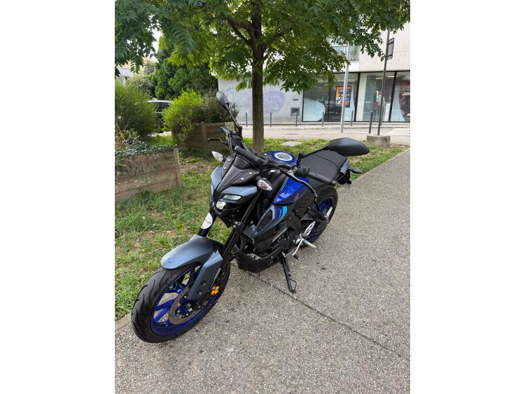 YAMAHA MT-125 ABS