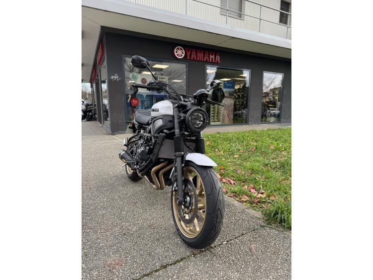 YAMAHA XSR 700 LEGACY