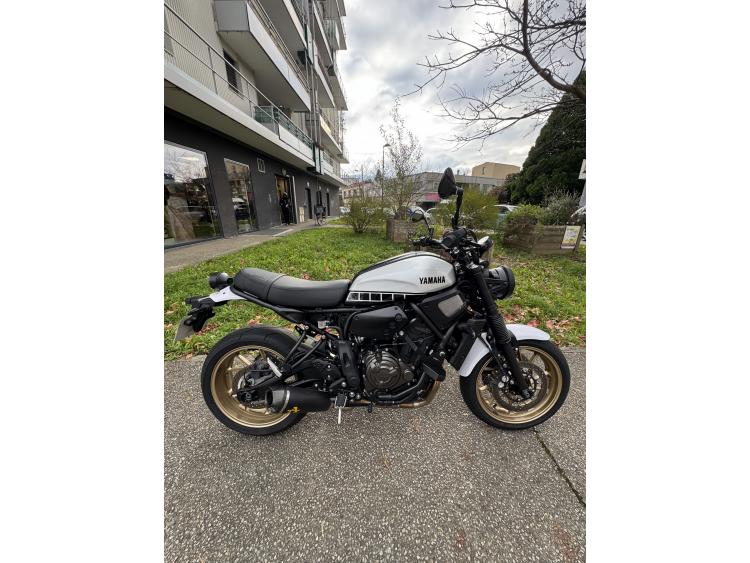 YAMAHA XSR 700 LEGACY