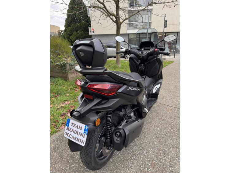 YAMAHA XMAX 300 Tech Max