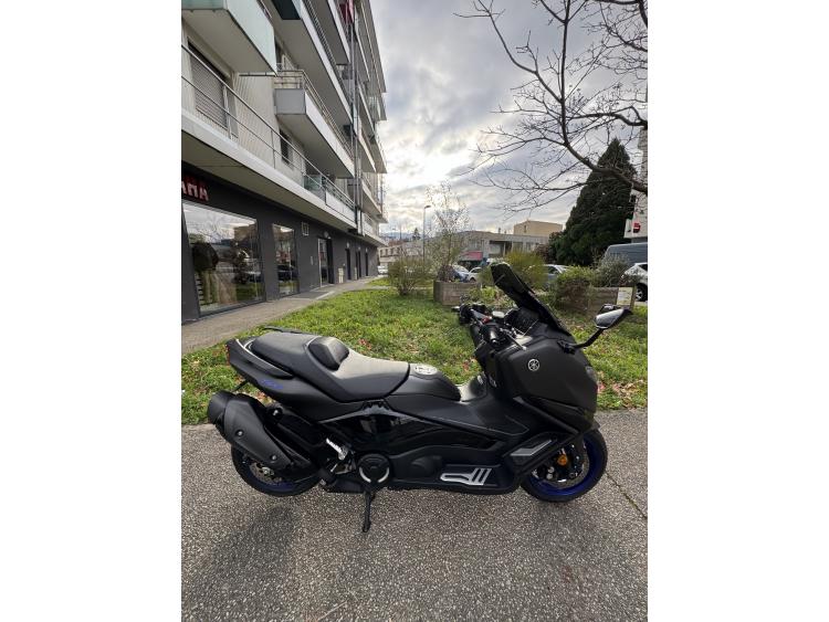 YAMAHA XP T-MAX 560