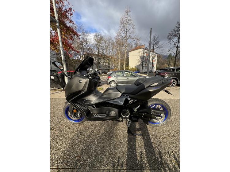 YAMAHA XP T-MAX 560