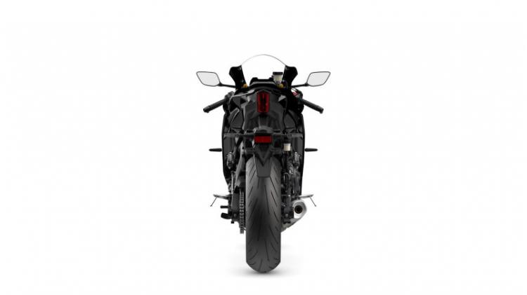 R7 (24)