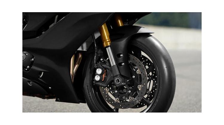 R6 Race (25)