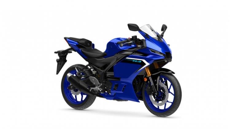 R3 (25)